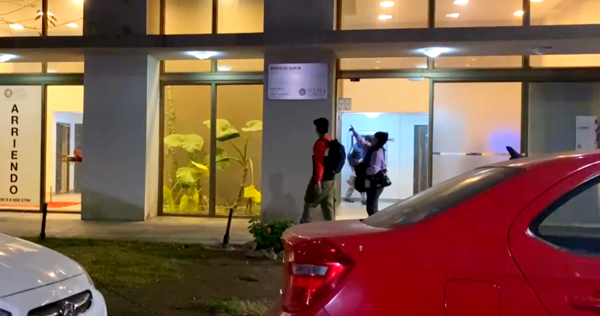 Indagan presunta guardería ilegal donde niña de 3 años murió al caer de piso 8 en Quinta Normal