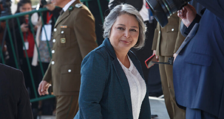 Jeannette Jara llega a la cuenta pública realizada por el presidente de la república, Gabriel Boric.