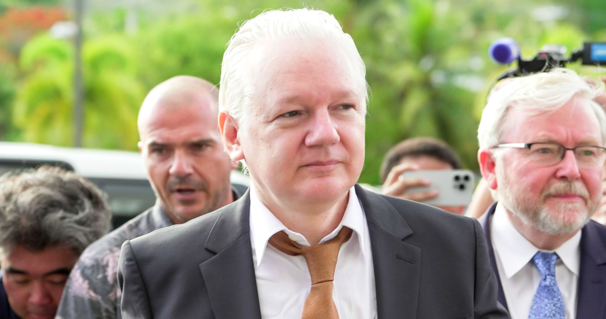 Jueza de EEUU dicta sentencia contra Julian Assange y le permite regresar a Australia