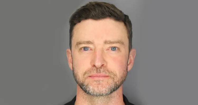 Justin Timberlake fue arrestado por conducir bajo los efectos de las drogas, tras lo cual medios estadounidenses publicaron su ‘mug shot’.