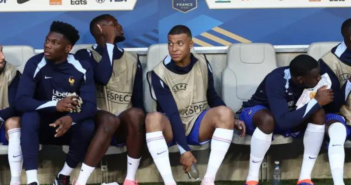 Se encienden las alarmas en Francia tras un virus que trabaría el debut de los galos en la Eurocopa.