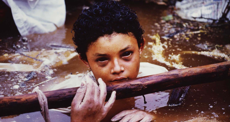 La inoperancia tiene ojos: Omayra Sánchez, la niña que murió sin rescate tras la erupción de Armero