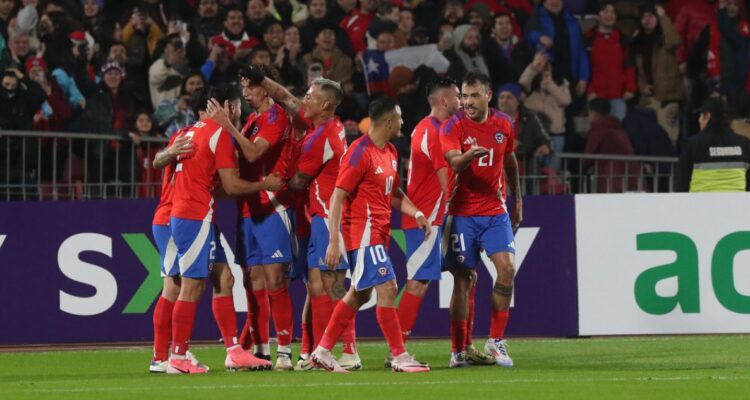 El once que maneja Ricardo Gareca para La Roja ante Perú en Copa América