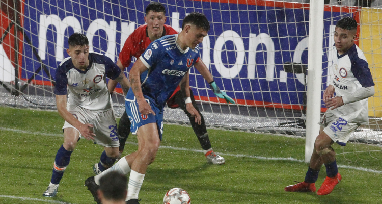 U de Chile revierte un complejo inicio para golear a Municipal Puente Alto y avanzar en Copa Chile