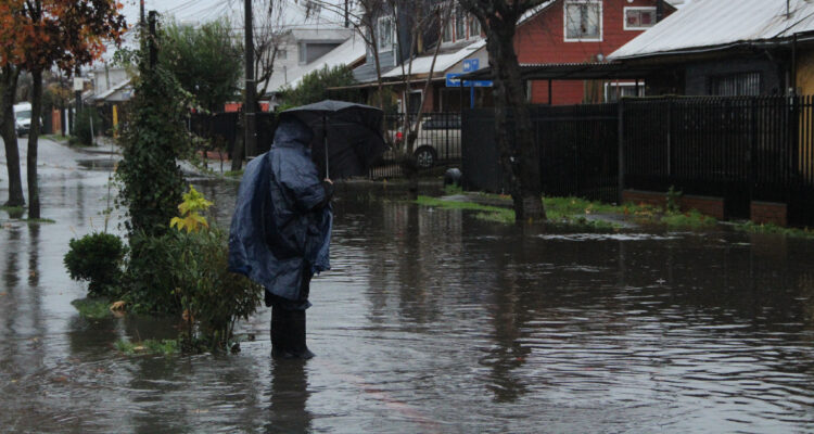 Empresas no pueden despedir ni hacer descuentos a trabajadores que se vean afectados por el temporal
