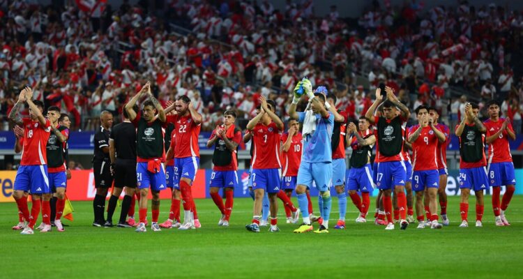 La Roja alista cambios para enfrentar a Argentina por Copa América.