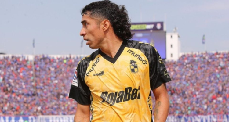 Luciano Cabral podría no llegar a Everton y emprender rumbo al extranjero.