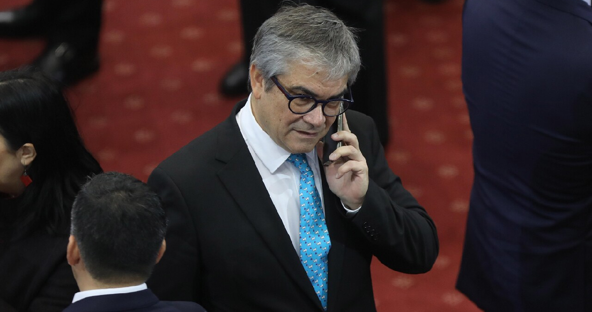 archivo: Mario Marcel, Ministro de Hacienda, durante la cuenta pública Presidencial que se realiza en el salón plenario del Congreso Nacional en Valparaíso.
