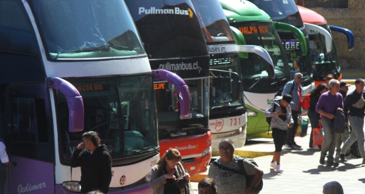 Cuáles son las mejores líneas o recorridos de buses interurbanos dentro de Chile y cuáles bus obtuvieron el Premio Recorrido 2024.