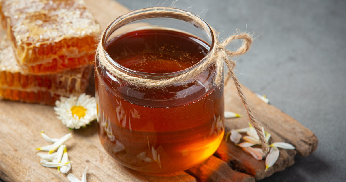 Además de la miel: 10 alimentos que nunca vencen o que tardan mucho en echarse a perder