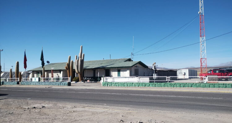 Migrante boliviano muere al interior de calabozo de Subcomisaría de Colchane