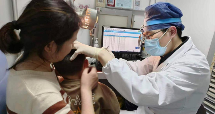 Cinco niños con sordera hereditaria recuperaron el habla y la audición gracias a una terapia génica que ha demostrado su efectividad.