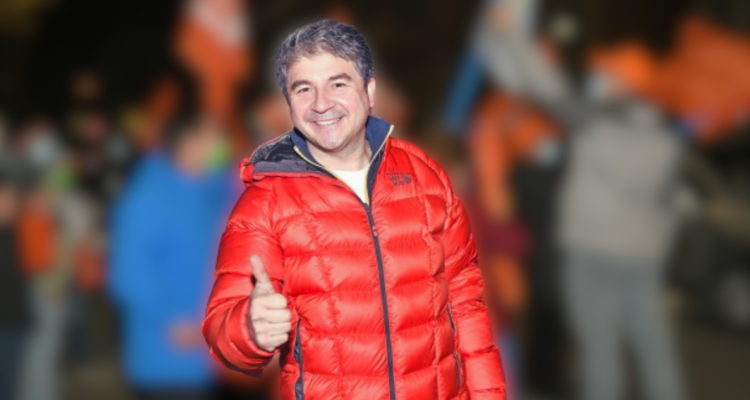 RN pide a Sabat a bajar candidatura a GORE tras ser detenido por manejar bajo efectos del alcohol