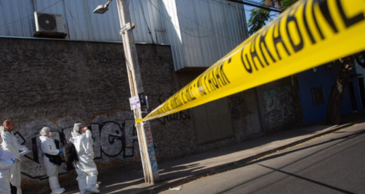 Hombre muere apuñalado por dueño de casa donde habría ingresado a robar: indagan legítima defensa