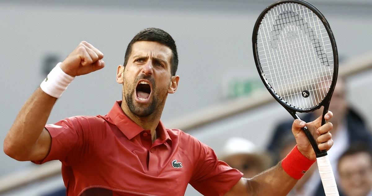 Novak Djokovic avanzó a cuartos de final de Roland Garros.