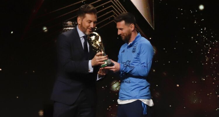 Presidente de Conmebol, Alejandro Domínguez, festejó victoria de Argentina a Chile.