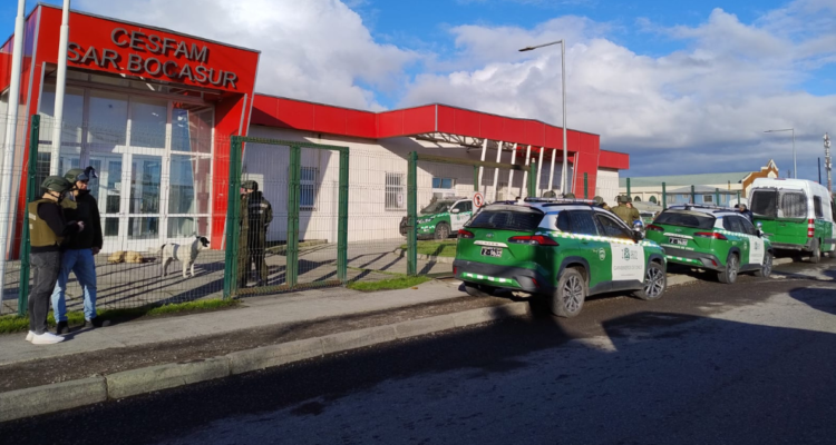 Gran operativo de Carabineros en Cesfam por ataque a tiros que dejó 2 muertos en San Pedro de la Paz