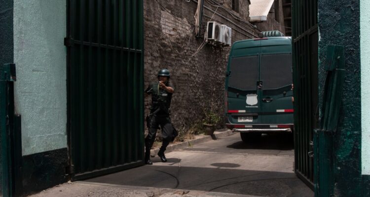 Trasladan a reos de la ex Cárcel de Seguridad por continuos incidentes que destruyeron la remodelación