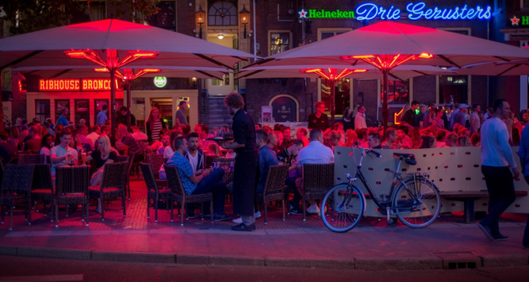 Estudio asegura que vivir cerca de bares y restaurantes es perjudicial para la salud