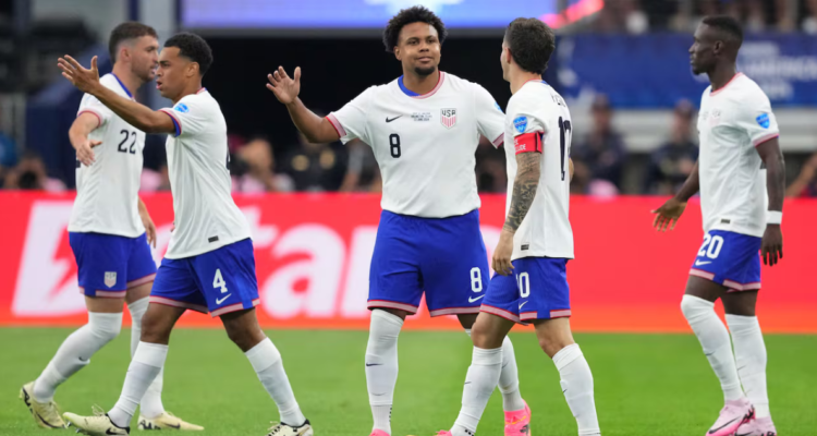 La selección de Estados Unidos fue blanco de racismo en Copa América.