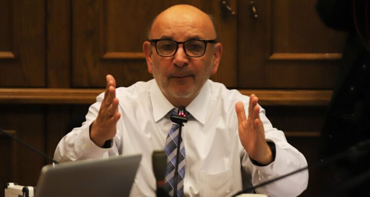 Castro (PS) pide un “esfuerzo político y técnico” ante negativa de ampliar subsidio eléctrico por alza