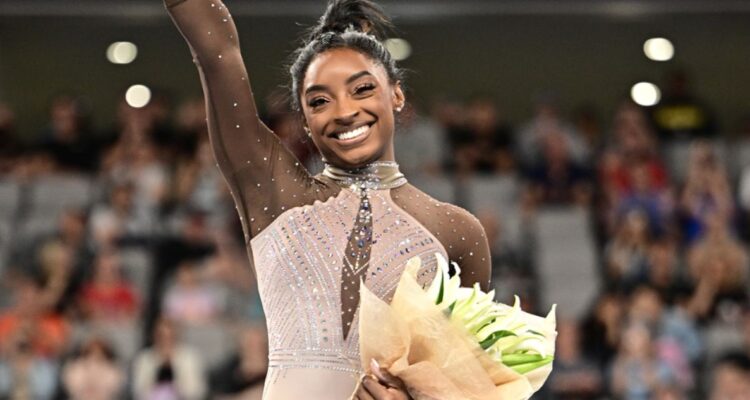 Simone Biles sigue haciendo historia. nueve campeonatos nacionales