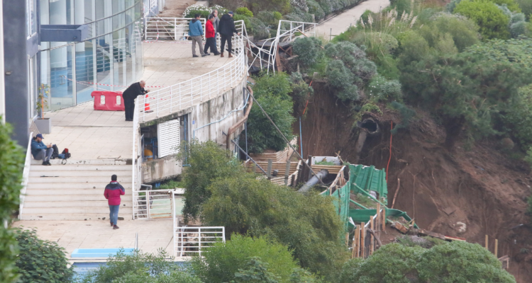 Proyecto de ley busca dar solución a socavones.