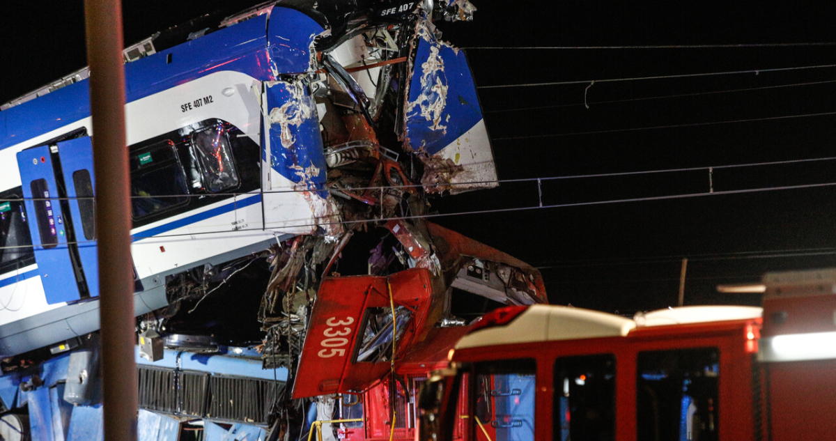 Tren de carga implicado en fatal accidente transportaba placas de cobre: murió maquinista y ayudante