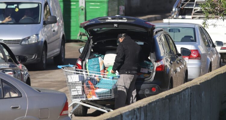Desalojo de edificio Euromarina II tras socavón