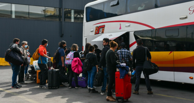 Avanza proyecto que exige presentar cédula de identidad en viajes interregionales