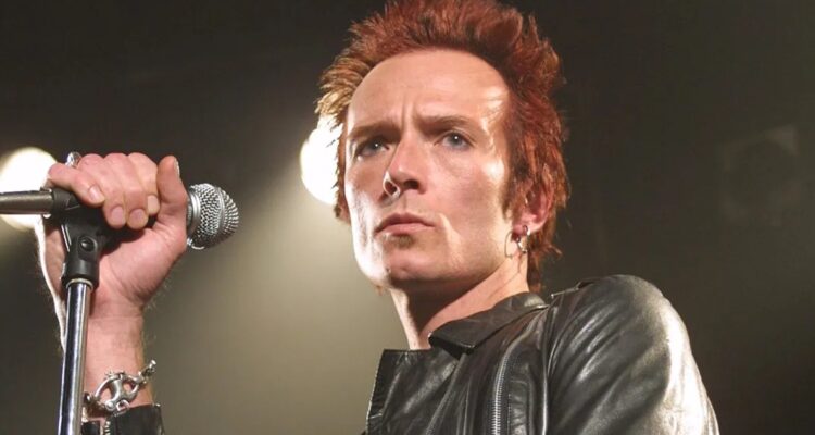 Viuda de Scott Weiland responde críticas y aclara causa de muerte: “No tuvo una sobredosis”