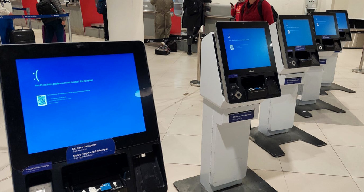 Aeropuerto de Iquique sufre caída de sistemas por error en Windows