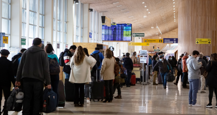 Interior de Aeropuerto El Tepual de Puerto Montt