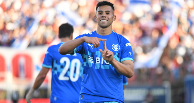 Alexander Aravena emprende rumbo a Brasil.