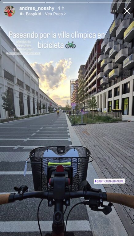 Andrés Gallardo y el Team Chile en la Villa Olímpica.