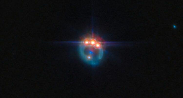 Imagen del “anillo de Einstein” del telescopio James Webb