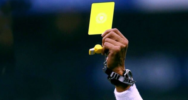 Anuncia comisión para investigar si hay amaños de tarjetas amarillas en el fútbol chileno.