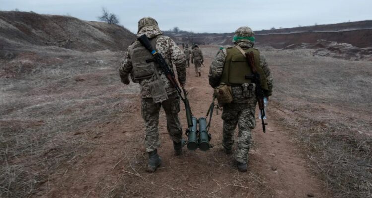 Rusia y Ucrania intercambian al menos 95 prisioneros de guerra