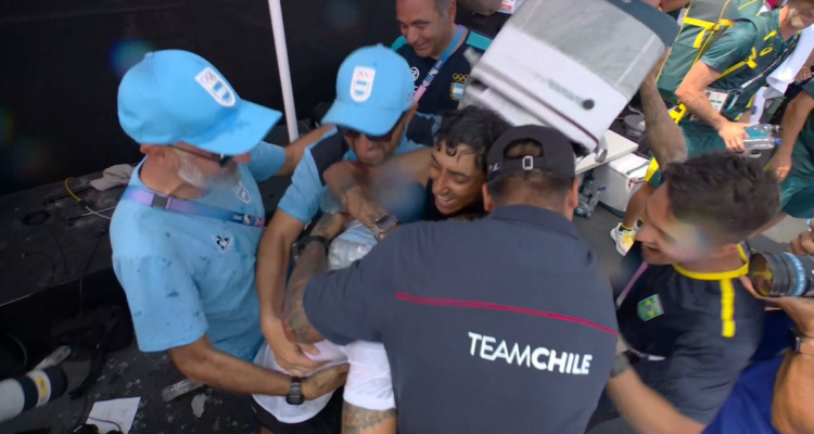 La fraterna celebración entre el medallista de oro de Argentina, Chile y Brasil en los JJOO.