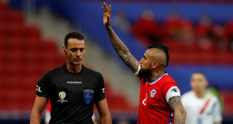 Arturo Vidal Wilmar Roldán