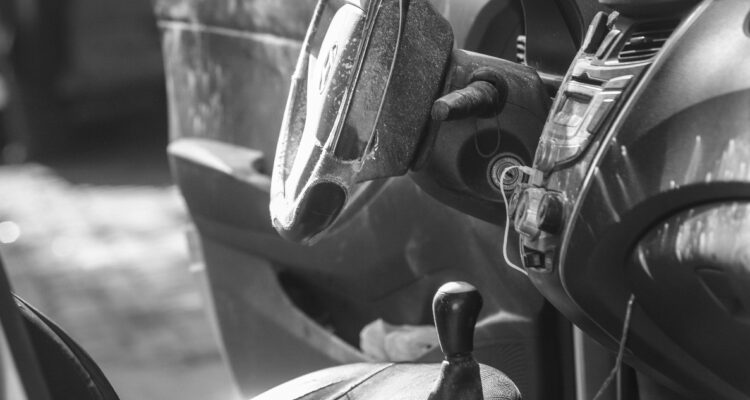 Quinto atraco de este tipo: Atacan a balazos a un colectivero en Los Ángeles