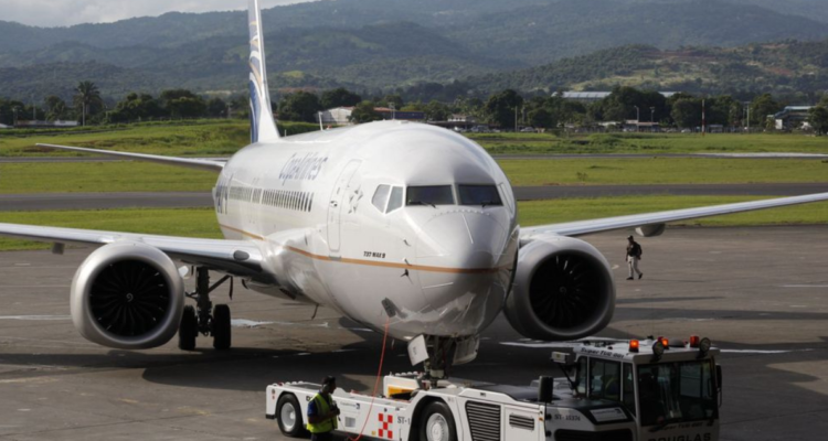 Retienen avión en Panamá con expresidentes latinoamericanos que iban como observadores a Venezuela