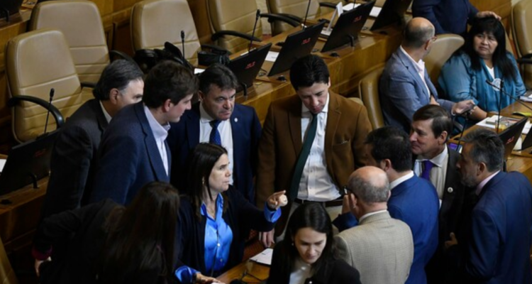 Usar IVA recaudado por el alza: la propuesta de RN para llevar el subsidio eléctrico a la clase media