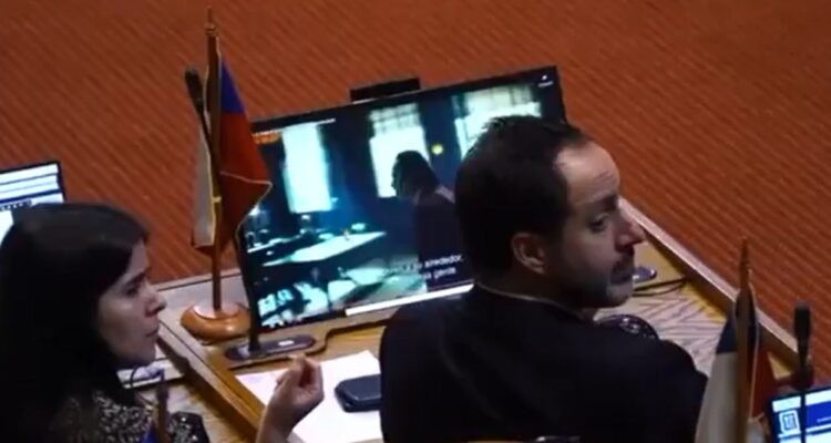 Barchiesi y Urruticoechea serán enviados a comisión de Ética por ver tráiler del Joker 2 en la Cámara