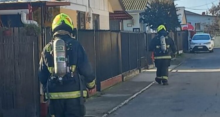 Bomberos olor desconocido en provincia de Marga Marga