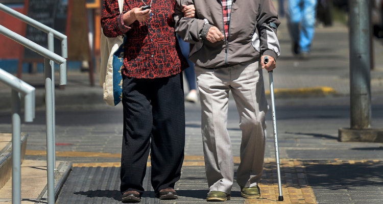 Bodas de Oro: así se obtiene el bono de $425.360 que puedes recibir si cumples 50 años de matrimonio