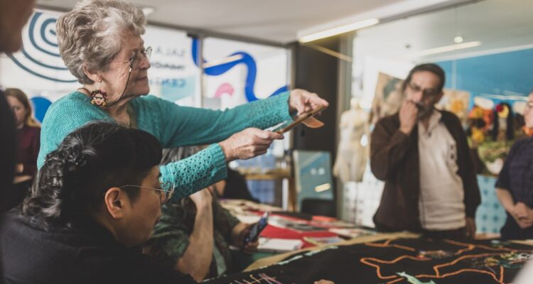 ‘bordando canciones’