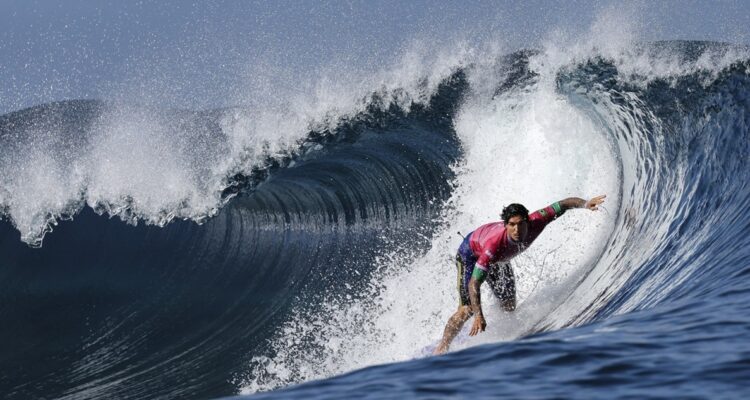 Gabriel Medina hizo historia en el Surf de París 2024.