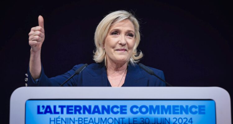 Inician investigación contra campaña presidencial de 2022 de Marine Le Pen por financiqamiento ilegal
