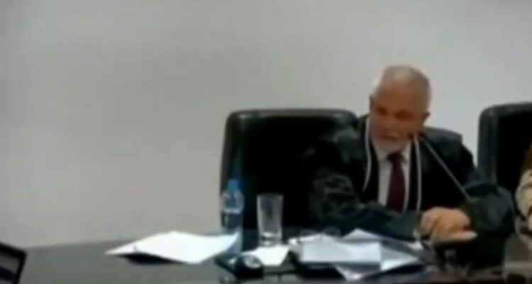 Suspenden a juez en Brasil por decir que las mujeres están como locas por los hombres y ellas acosan